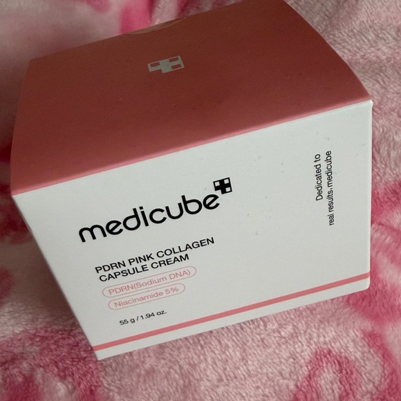 NWT Pink Collagen gel - Picture 2 of 3